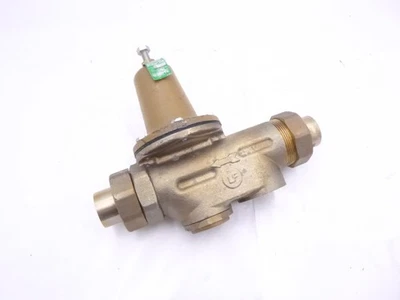Válvula reductora de presión Watts LF25AUB-Z3 3/4" NPT 25-75PSI VER DESCRIPCIÓN Foto 1 de 4
