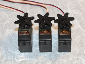 Futaba S9255 Digital Servo Set of 3 Helicopter Cyclic Servos *USED* Good Cond. - Picture 1 of 6