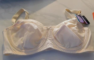Neu mit Etikett 36C Bali BH nude Blumen gewellte Cups durchsichtig Chiffon Akzente -- SEHR SCHÖN - OBO - Bild 1 von 7