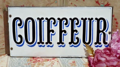 ANCIENNE ENSEIGNE double faces "COIFFEUR"/ PLAQUES BOMBÉES en TOLE ÉMAILLÉE - Photo 1/4
