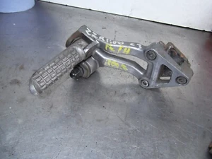 KAWASAKI ZZR1100 RIGHT-HAND REAR FOOTREST ZZR 1100 C MODEL - Picture 1 of 2