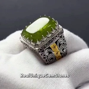 Beautiful Green Peridot Mens Ring Real Unique Peridot Gemstone 925 Sterling Silv - Picture 1 of 10
