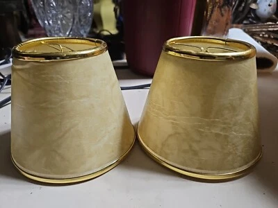 SET PAIR Matching Faux Marble Gold Clip On Lamp Shades, Bell 5x4x3 Vtg - Image 1 of 4