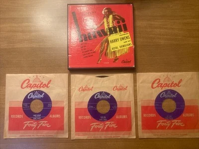 Vintage Hawaii -45’s / Records - Harry Owens Royal Hawaiians Box Set 3 W/sleeves - Image 1 of 4