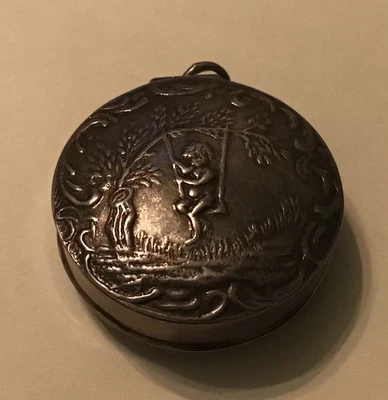 Antiga caixa de comprimidos de prata esterlina Chatelaine - Imagem 1 de 4