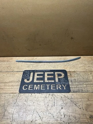 84-95 Jeep Cherokee XJ Comanche MJ OEM Cromo Parabrisas Borde Inferior Driver LH Foto 1 de 4