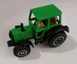 Welly No.9132 Die Castle Green Farm Tractor Scale Model 1:32 - Picture 1 of 8