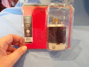 NEW Pass & Seymour Legrand Turnlok Plug L1430P 30A 3P 4W 125/250v   B720 - Picture 1 of 2