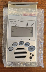 Cherub Chromatic Violin and Guitar Tuner - Picture 1 of 3