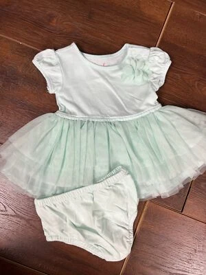 Vestido tutú de tul Cherokee para niñas talla 3-6 meses como nuevo con cubierta de pañal! Foto 1 de 4