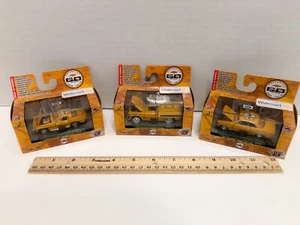 M2 Machines CHEVROLET 60 YEARS Corvette 327, Apache Cameo & Nova SS Gold NISP GR - Picture 1 of 5