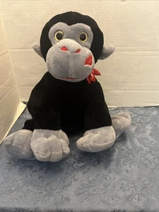 Best Made Toys Sitting Gorilla w/ Lipstick Kiss On Cheek & Heart Bow Plush Toy - Bild 1 von 9