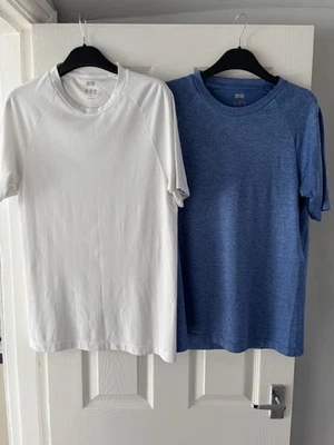 2x UNIQLO Men’s Sports Fitted Shirts, Medium Size, Blue & White - Image 1 of 4