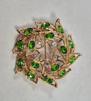 Avon Gold Tone Wreath Brooch w/ Green & Clear Rhinestones 2" Scarf Lapel Pin - Image 1 of 4