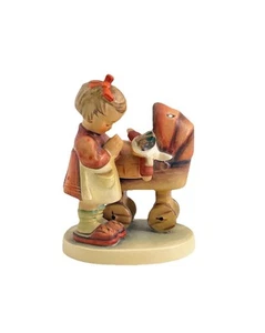 Vintage Figurine Goebel M.I. Hummel #67 "Doll Mother" 1960-72 4.75" Tall TM3 - Picture 1 of 5
