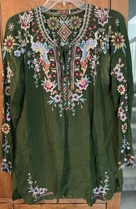 Johnny Was🌸Heavy Embroidered Green Shirt Size S - Picture 1 of 9