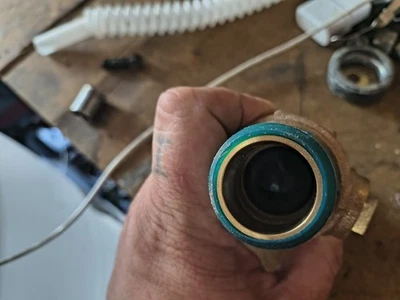 4701B-22 1 BALL CORP AWWA X CTS - NLInlet Connection Talla 1 Outlet Talla 1 Foto 1 de 3