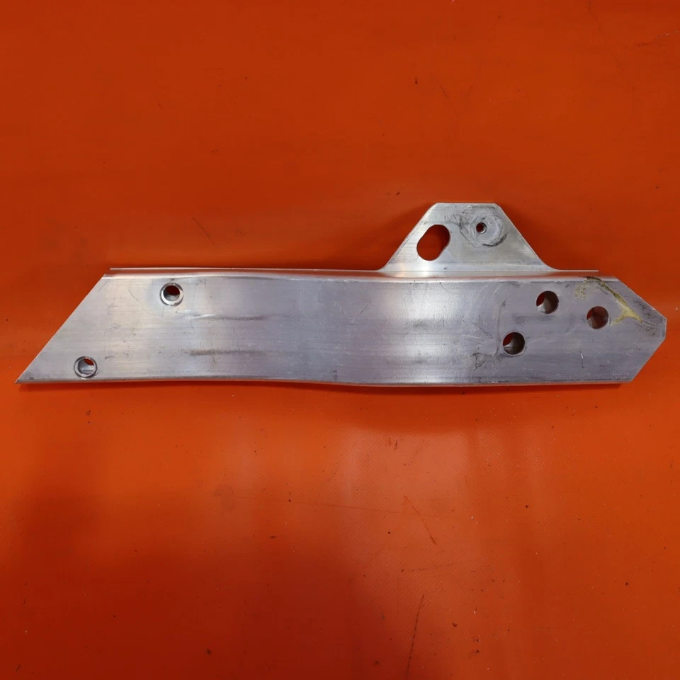 SOPORTE SOPORTE MERCEDES BENZ E300 2016 2017 2018 2019 2020 OEM Foto 1 de 4