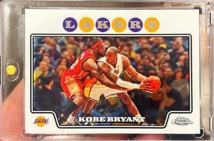 Tarjeta de baloncesto Kobe Bryant 2008-09 Topps cromada #24 protegida por Lebron James SP - Imagen 1 de 1