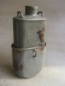 Frasco y taza de agua para cantina de esmalte austrohúngaro de la Primera Guerra Mundial - Imagen 1 de 15