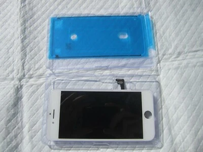iPhone 8 White LCD Display Touch Screen Replacement NEW - Image 1 of 4