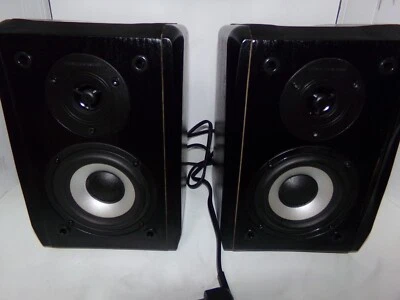 Altavoces THONET & VANDER Modelo HK096-03450 ALEMANIA Foto 1 de 4