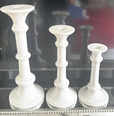 Juego de 3 candelabros cónicos trío de cerámica blanca de colección OGGETTI Italia Foto 1 de 4
