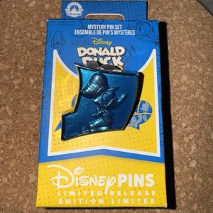 2024 Disney Parks Donald Duck Hat Puzzle 90th anniversary Mystery Blind Pin LR - Picture 1 of 1