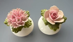 Aynsley Shaker sale e pepe base oro bianco fiore rosa Inghilterra Pat 439062 - Foto 1 di 5