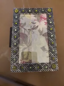 Designs Floral Enamel Photo Frame With Genuine Austrian Crystals - Picture 1 of 8