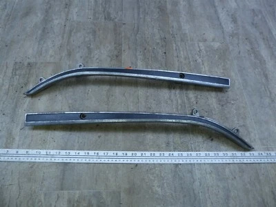1982 Honda VF750S V45 Sabre H708-2) left right rear fender struts brackets set Foto 1 de 4