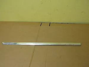 MERCEDES--BENZ 450SLC C107 , RIGHT SIDE DOOR WINDOW EXTERIOR CHROME TRIM - Bild 1 von 6