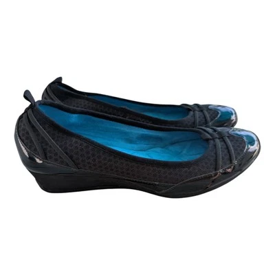 Zapatos deportivos para mujer Adrienne Vittadini de charol negro cuña talla 6 cómodos Foto 1 de 4