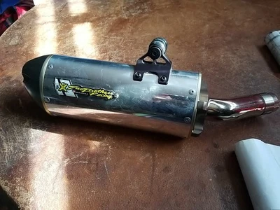 Two Bros. Escape Kawasaki Ninja 250R 2008 de carreras nuevo sin caja Foto 1 de 4