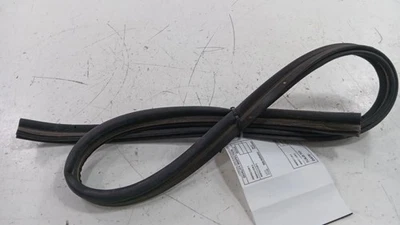 Hyundai Elantra Cowl Vent Panel Hood Rubber Seal  2011 2012 2013 2014 2015 2016 - Image 1 of 4