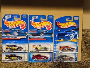 Hot Wheels 6 Stück Porsche 911 GT3 Cup lila weiß orange blau Basisvariante - Bild 1 von 3