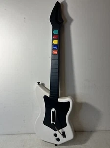 Guitar Hero Red Octane Wireless White Guitar Playstation 2 Works 95025 No Dongle - Picture 1 of 12