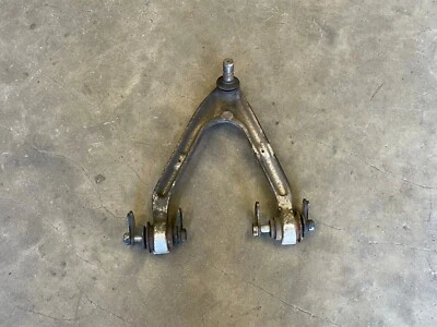 06 07 08 09 10 Hummer H3 Front Right Passenger Upper Control Arm AWD 1575 OEM - Image 1 of 4