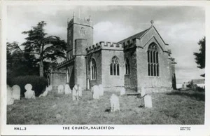 REAL PHOTOGRAPHIC POSTCARD OF HALBERTON CHURCH, (NEAR TIVERTON), DEVON BY FRITH - Picture 1 of 2