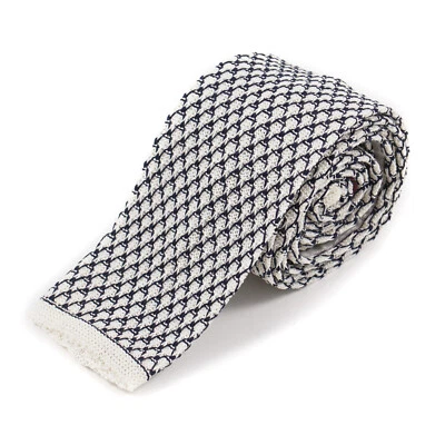 Corbata RODA Blanco y Negro Diamante Jacquard Tejido Algodón Extremo Cuadrado Nueva con Etiquetas Foto 1 de 3