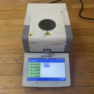 Mettler Toledo Halogen Moisture Analyzer HC103 (115V) - Picture 1 of 7
