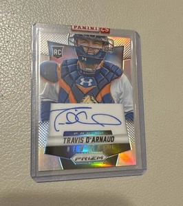 Tarjeta de novato 2014 Travis D'Arnaud Panini Prizm automática plateada #TD RC Mets Braves - Imagen 1 de 2