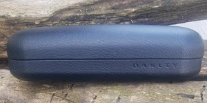 Oakley Faux Leather Hard Clamshell Hinged Black Sunglass Eyewear Glasses Case  - Picture 1 of 7
