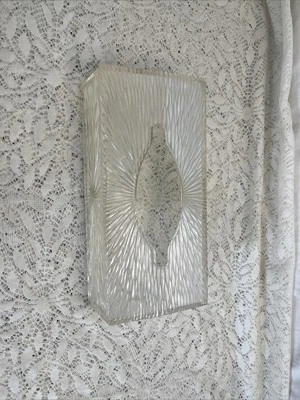 Caja de pañuelos de celebridades vintage años 60 Starburst acrílico Lucite plástico MCM Foto 1 de 4