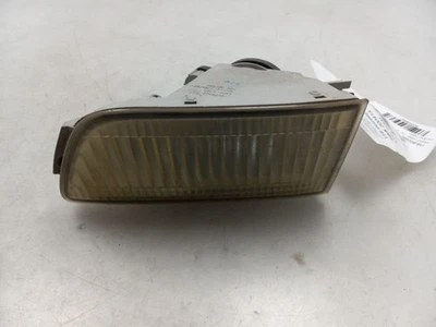 LUZ ANTINIEBLA DELANTERA LADO CONDUCTOR LEXUS LS400 LUX 98-00  Foto 1 de 4