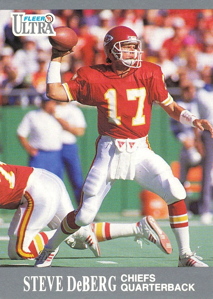 FLEER-ULTRA Steve DeBerg CHIEFS SJSU Spartans - Image 1 of 1