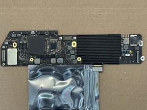 MacBook Air 2020 A2179 Logic Board 820-01958-A  Faulty - Afbeelding 1 van 2
