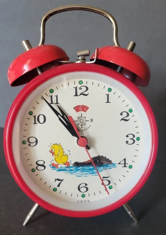 Vintage HELM Brand Mechanical Top Bell Alligator Animated Alarm Clock Wind up Cover