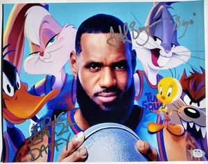 JEFF BERGMAN & ERIC BAUZA signiertes 11x14 "Space Jam" Foto (PSA) als BUGS & DAFFY - Bild 1 von 5