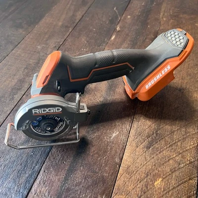 Herramienta de corte subcompacta Ridgid Foto 1 de 3